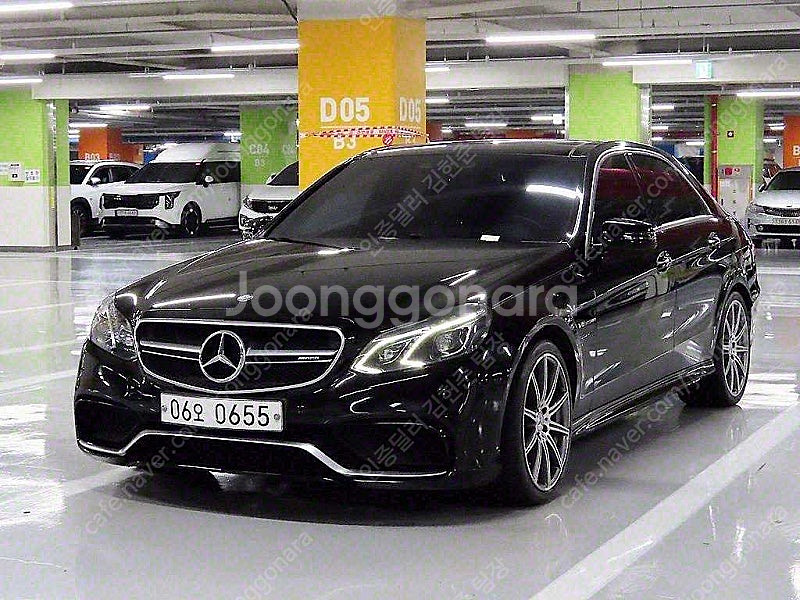 벤츠 E클래스 중고차 벤츠 중고차 수입중고차 검정색 2016년식 E63 AMG 4MATIC+ 중고자동차--3